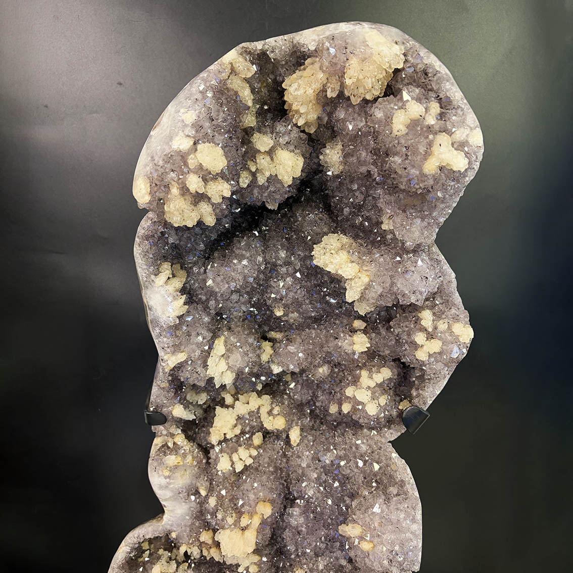 Amethyst Quartz with Calcite Crystals (Phantoms) 23 - Image 3