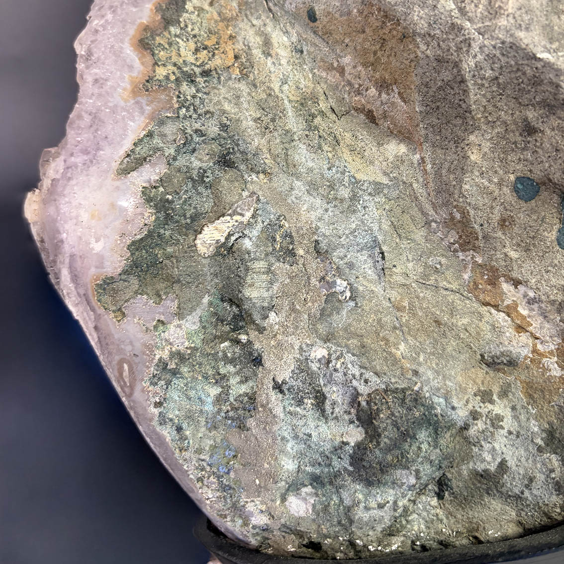 Amethyst Quartz with Calcite Crystals (Phantoms) 23 - Image 17