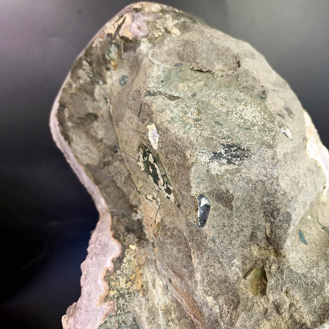 Amethyst Quartz with Calcite Crystals (Phantoms) 23 - Image 14