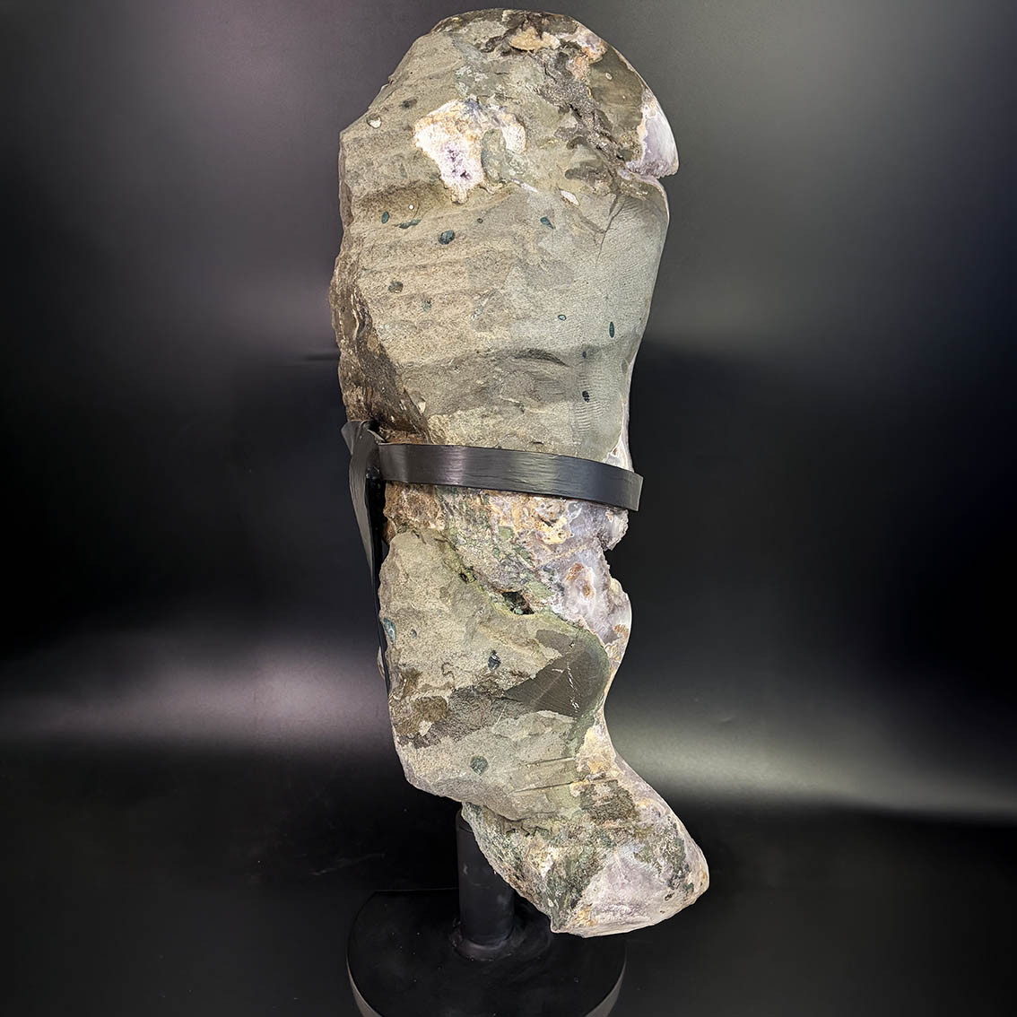 Amethyst Quartz with Calcite Crystals (Phantoms) 23 - Image 11