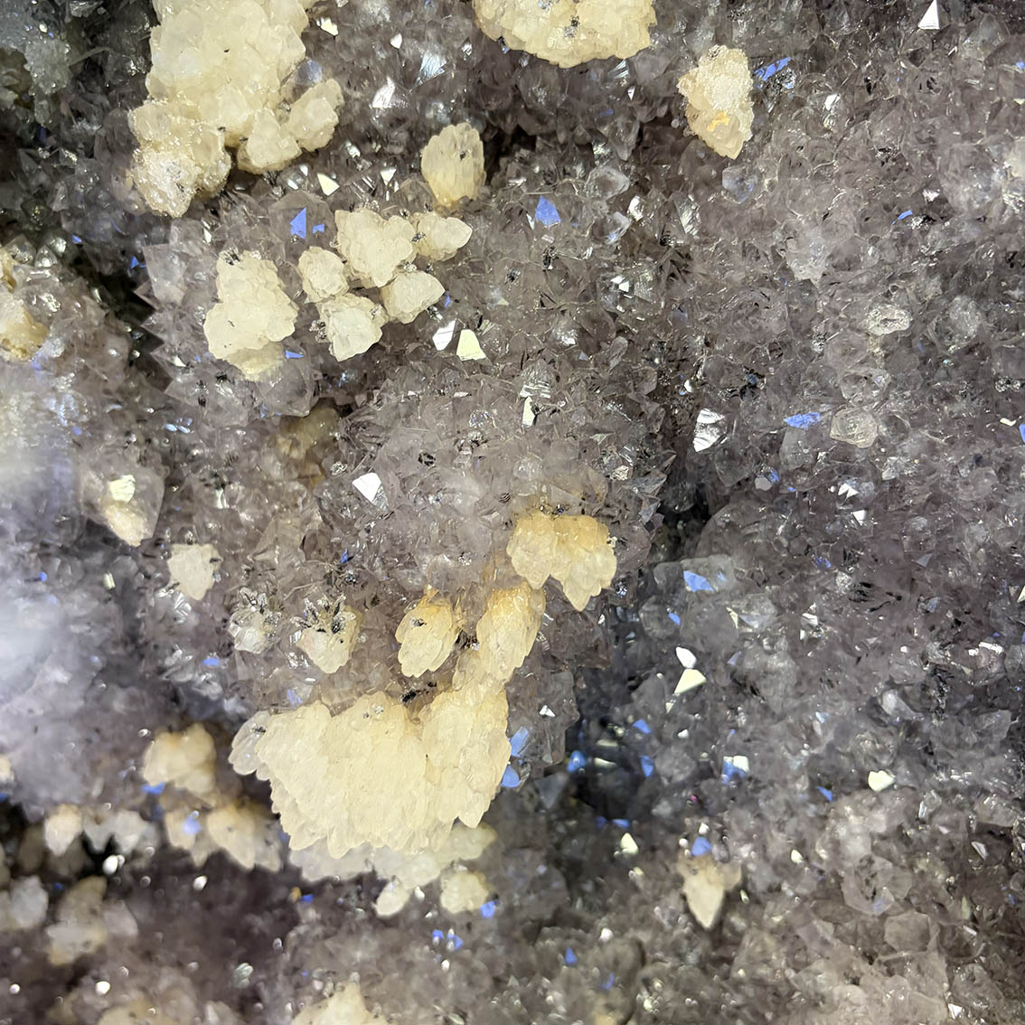 Amethyst Quartz with Calcite Crystals (Phantoms) 23 - Image 8
